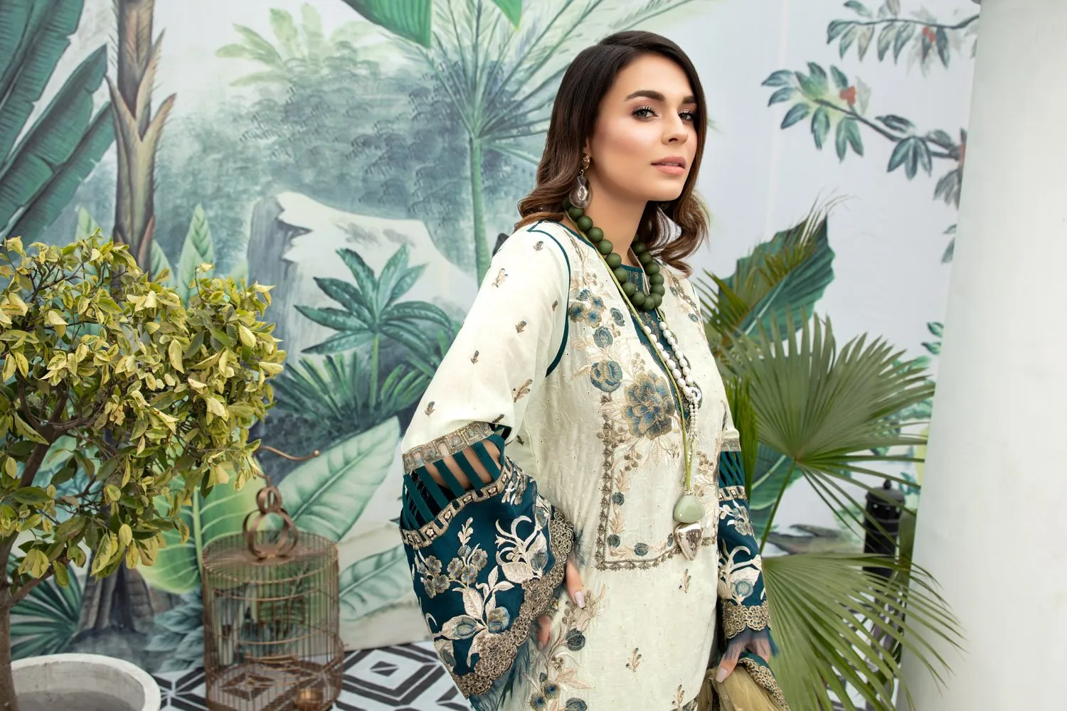 Adan's Libas Schiffli Embroidered Lawn Collection – Foliage Rustle