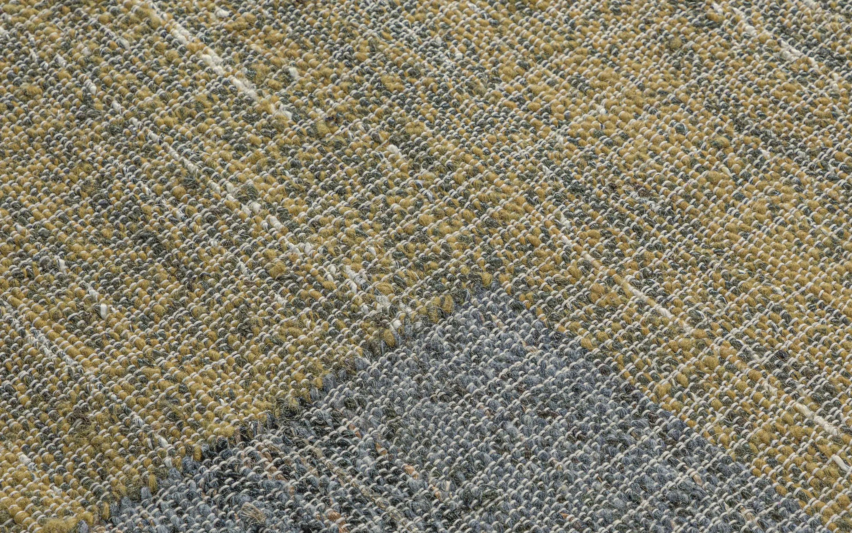 Marlatt 6 x 9 Area Rug