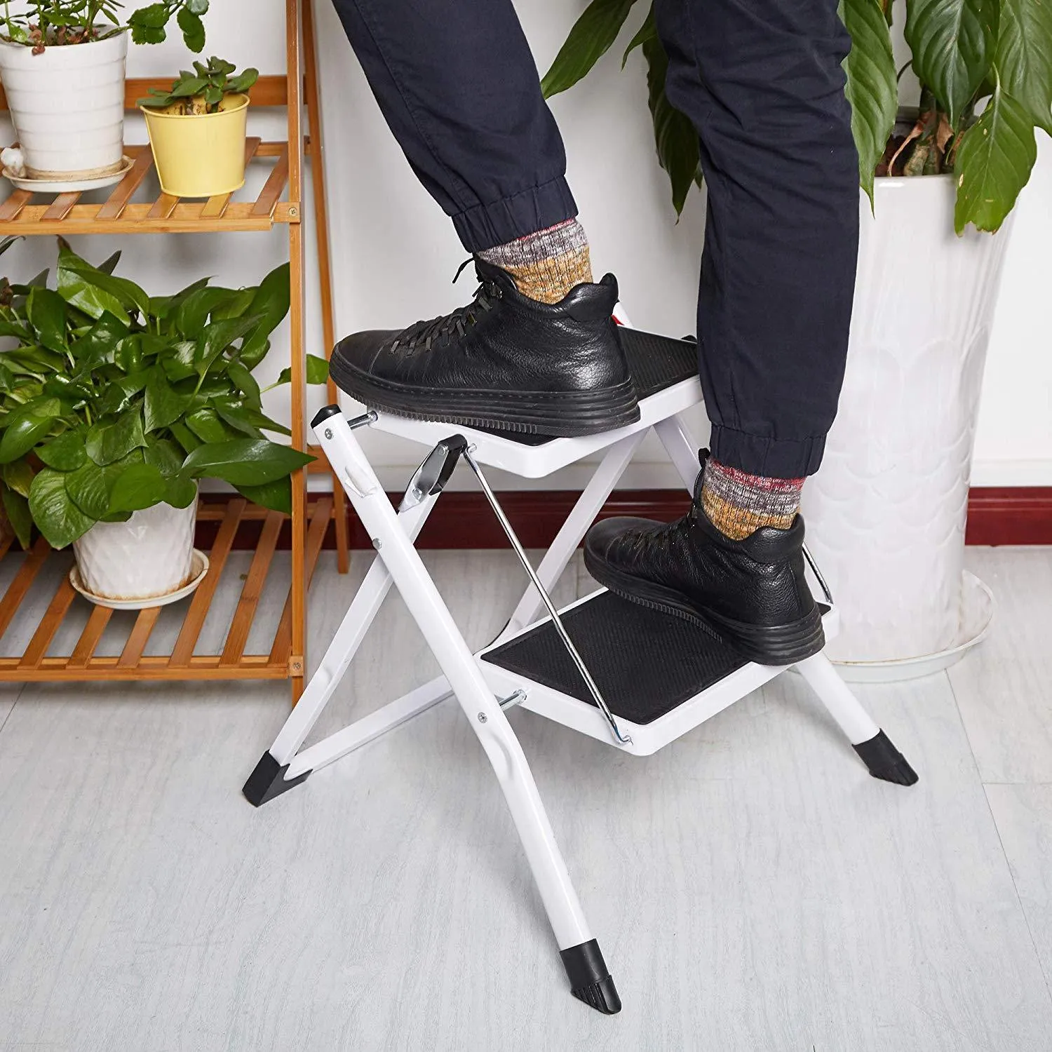 Mini Folding 2-Step Stool Lightweight Stepladders 17" High 225 lb Capacity White