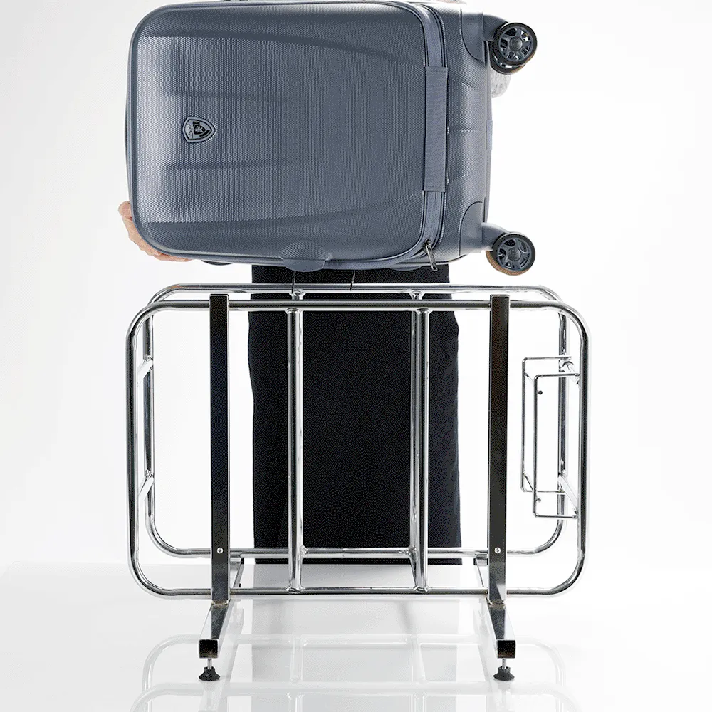 Vantage 21.5" Smart Access™ Carry-on Luggage