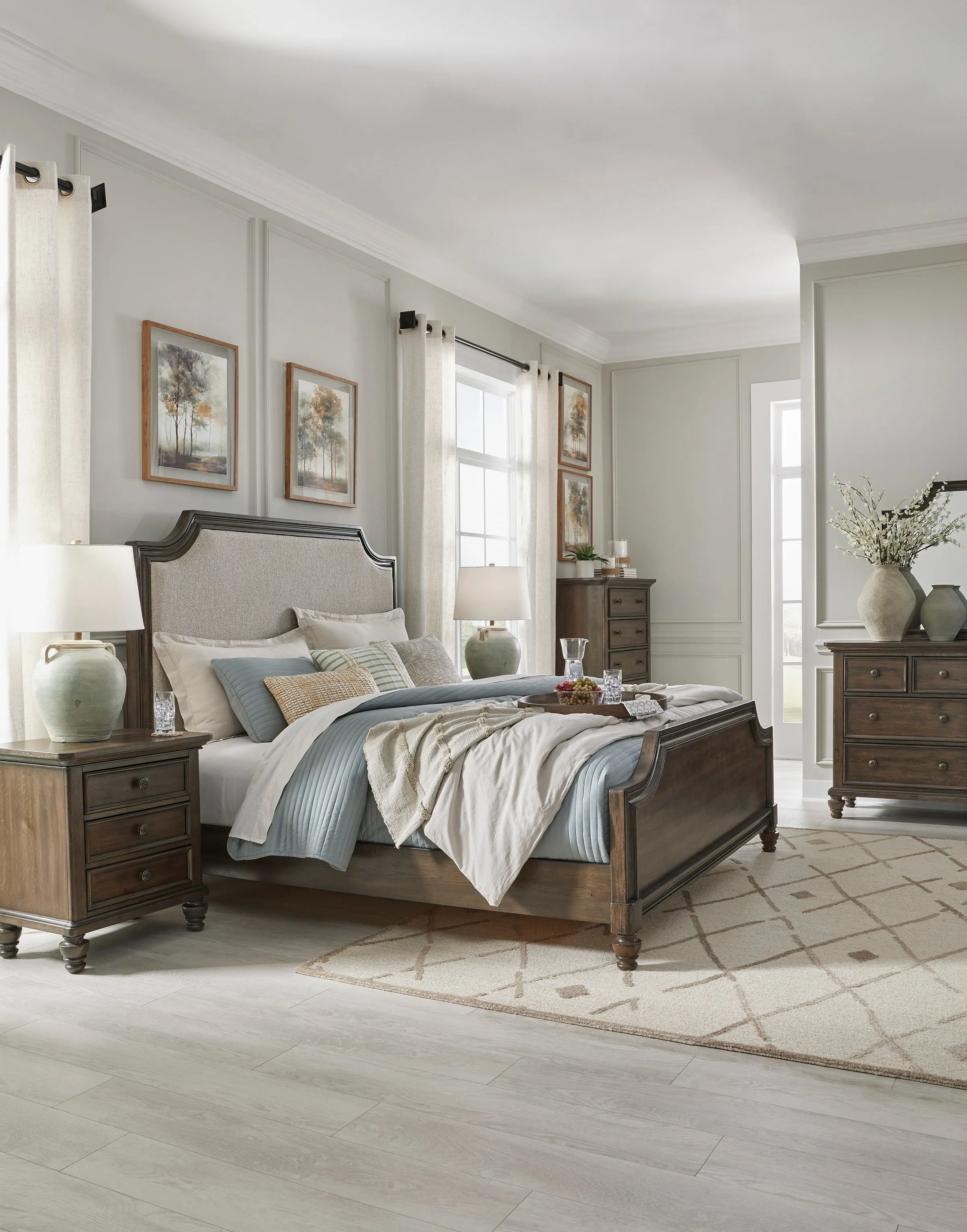 Veramond Queen Bedroom Set